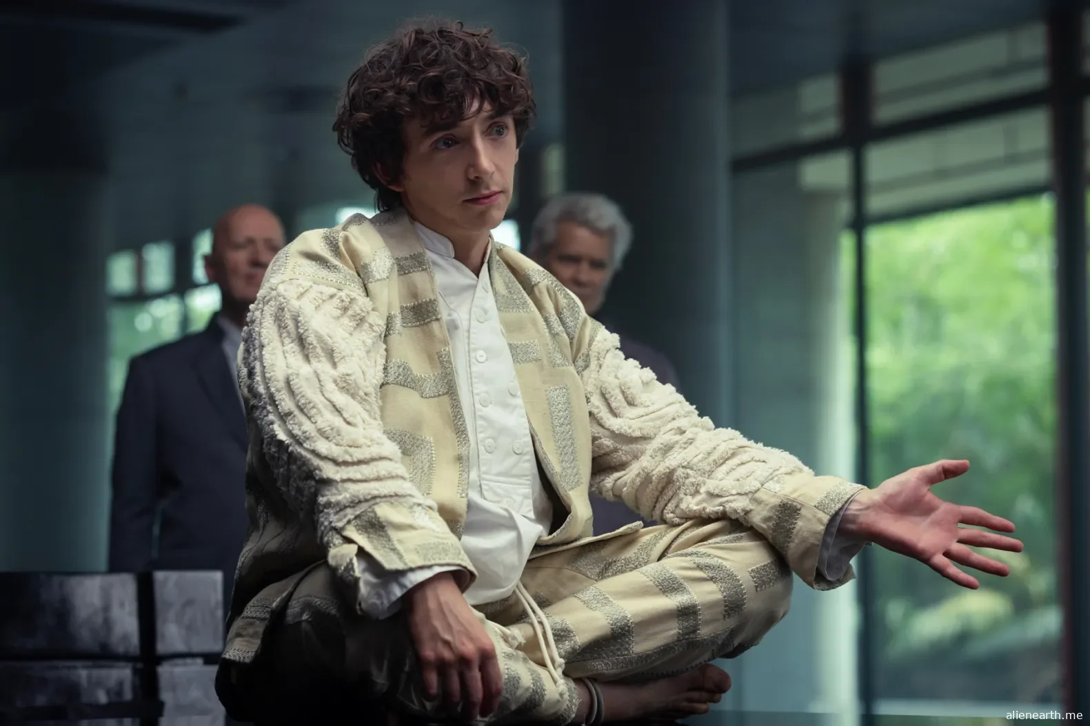 Чужой: Земля 1 сезон 6 серия смотреть онлайн